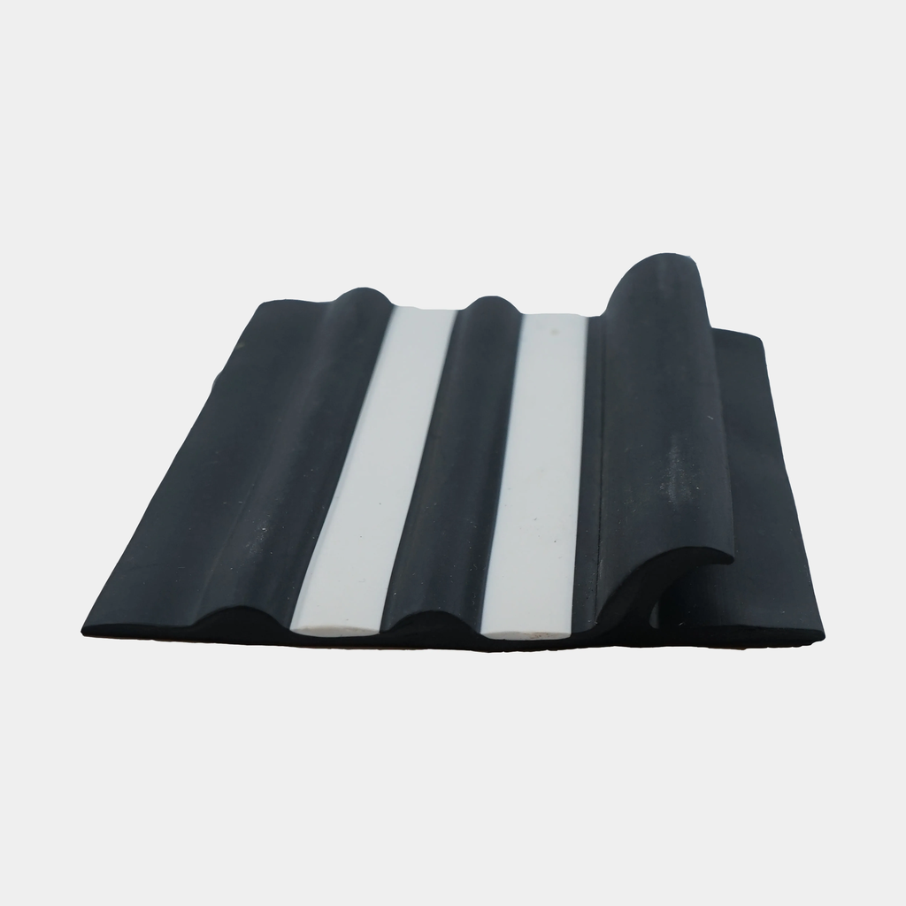 [#000018] Bande de ragage Shark Fin Noir & Blanc pour Semi-Rigide – Protection Boudin PVC & Hypalon - PrestaShop 165