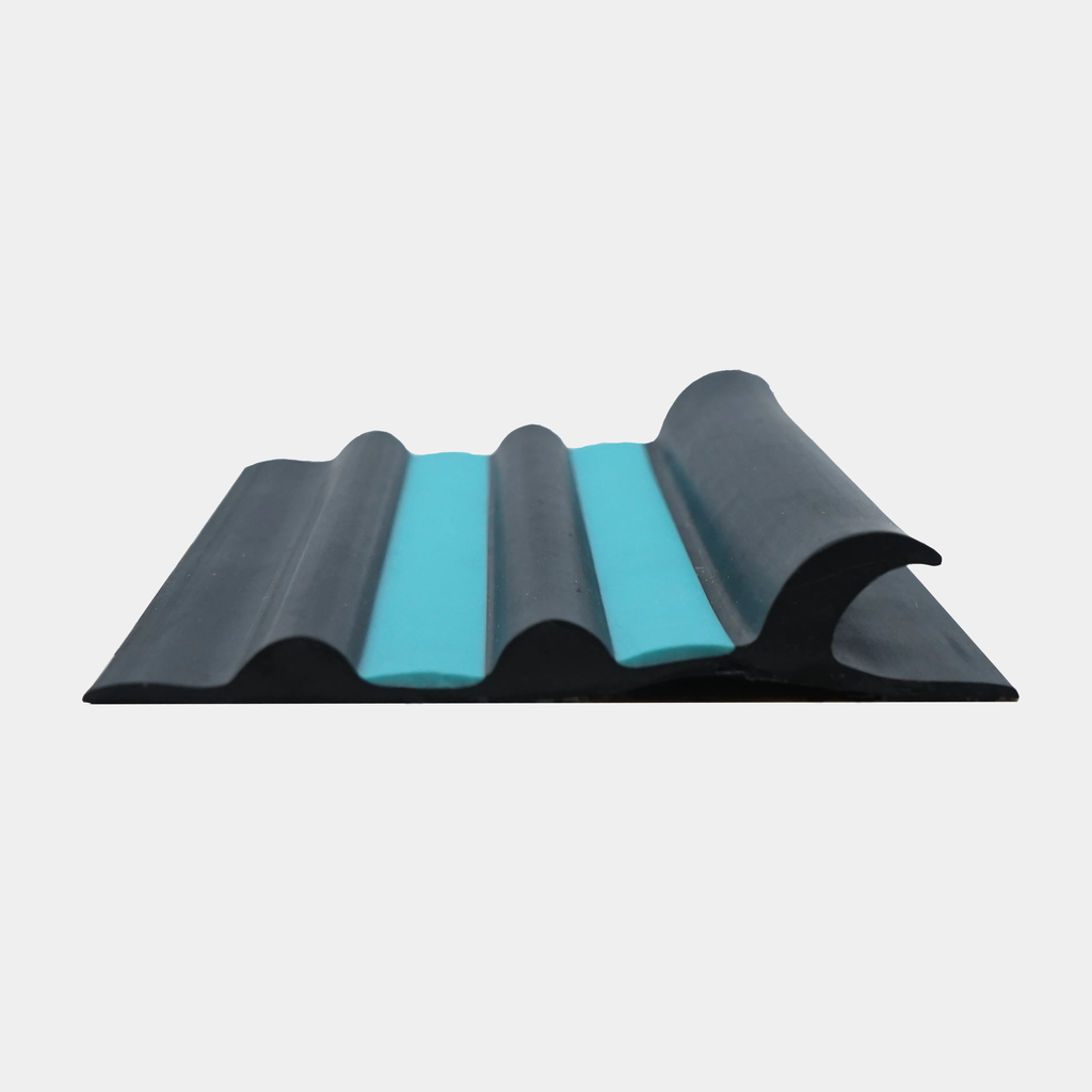 [#000016] Bande de ragage Shark Fin Noir & Turquoise pour Semi-Rigide – Protection Boudin PVC & Hypalon